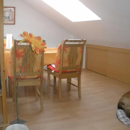 Διαμέρισμα Marx Gm 69561